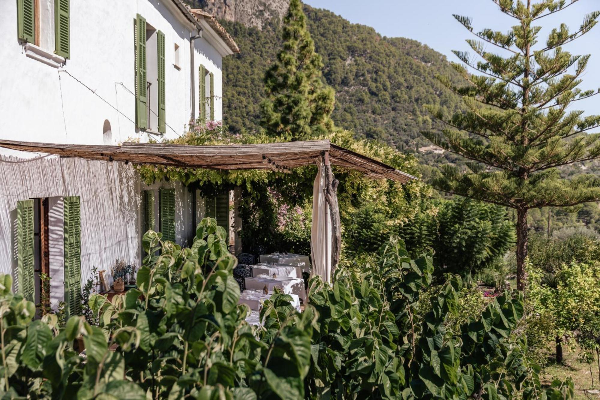 Ca'N Beneit Hotel Binibona Exterior photo